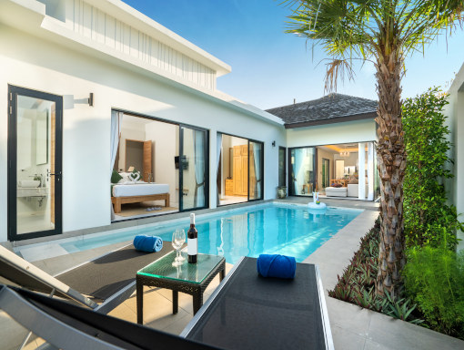 Landcap_Investment_LLC_Florida_Real_Estate_custom_homes_page_swimming_pool_image_one_new_edit_client_req